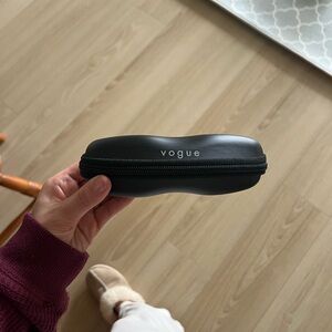 Vogue Matte Black Zip Sunglasses Case